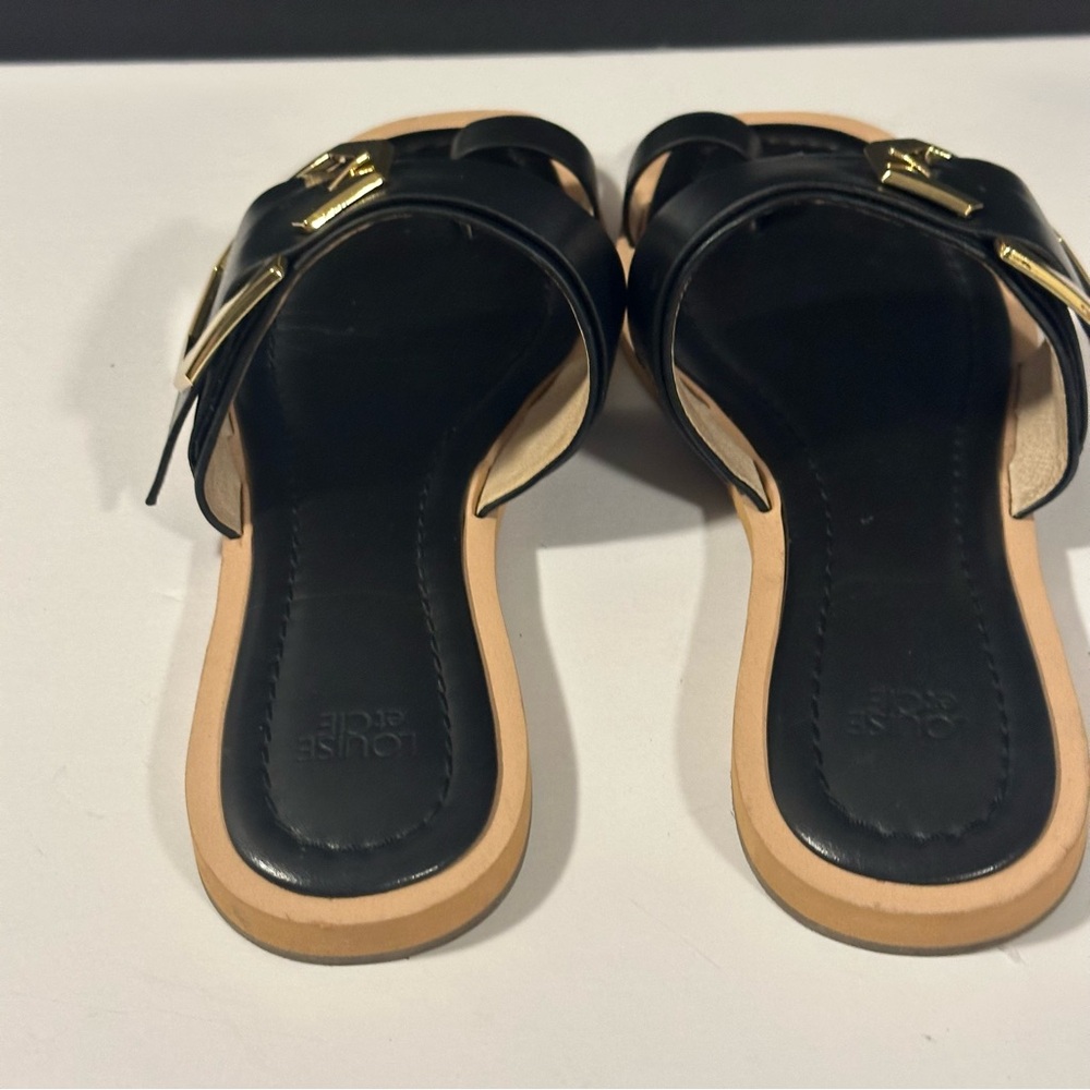 Louise et Cie Altan Sandals Leather Toe Ring
Black with Gold Buckle Preppy 8.5 - Picture 5 of 14